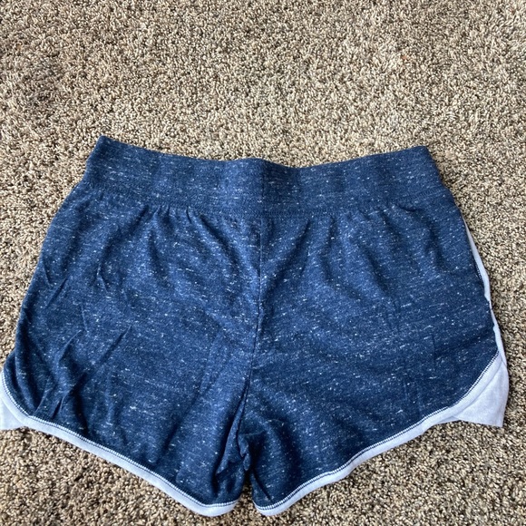 Shorts - Picture 2 of 5